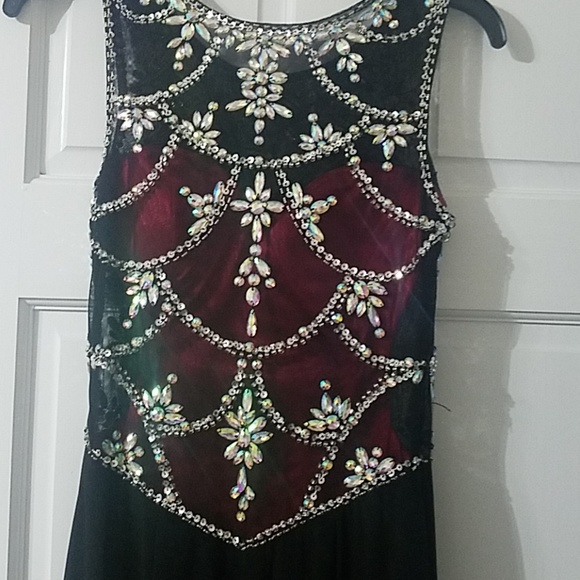 Black and silver dress - Picture 3 of 6
